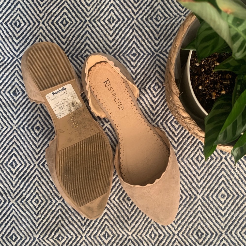 Scalloped Flats